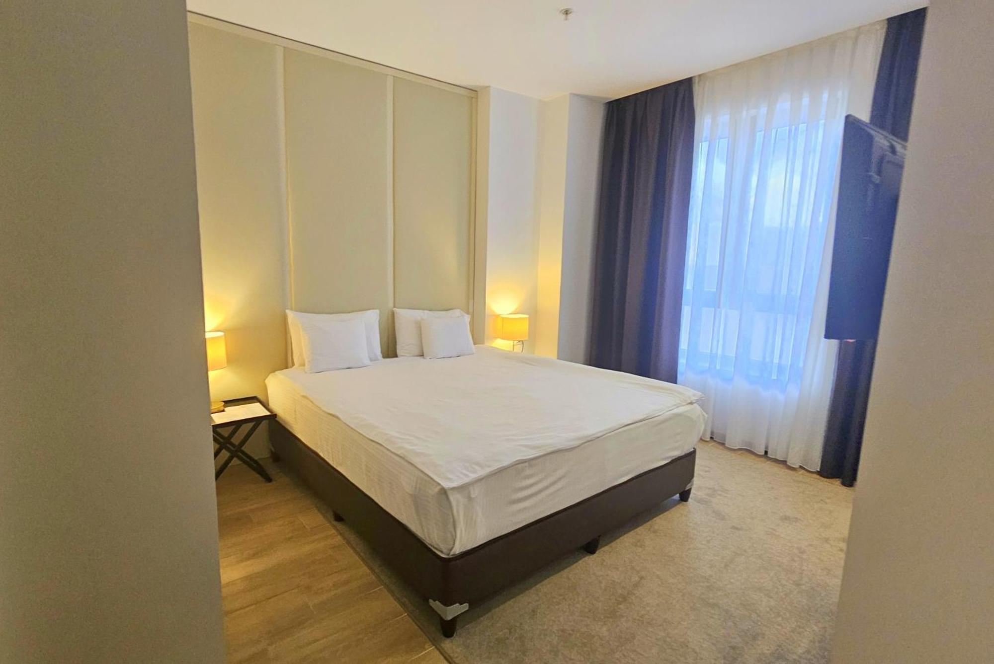 Maresia Boutique Suites Budva Exteriör bild