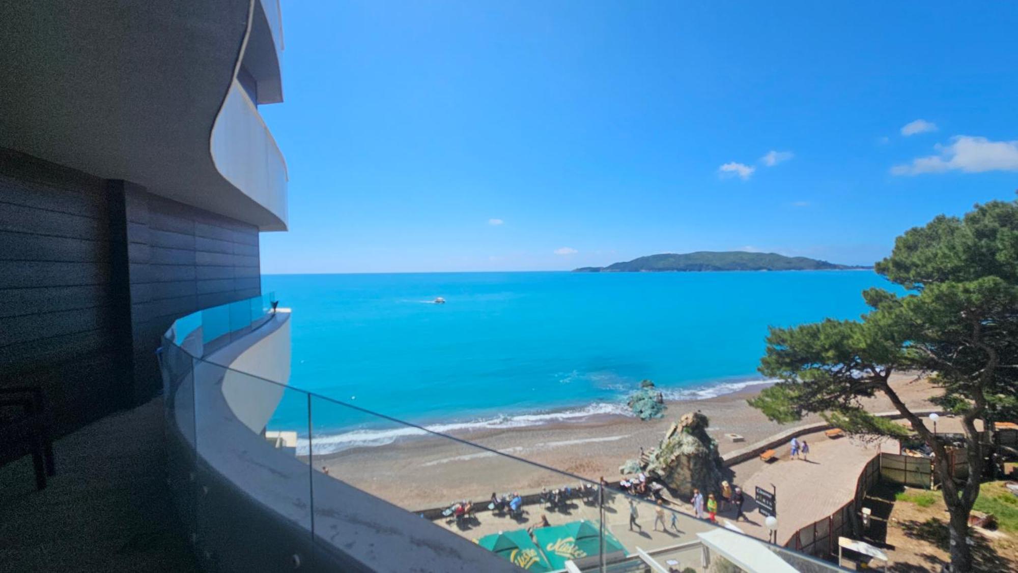 Maresia Boutique Suites Budva Exteriör bild