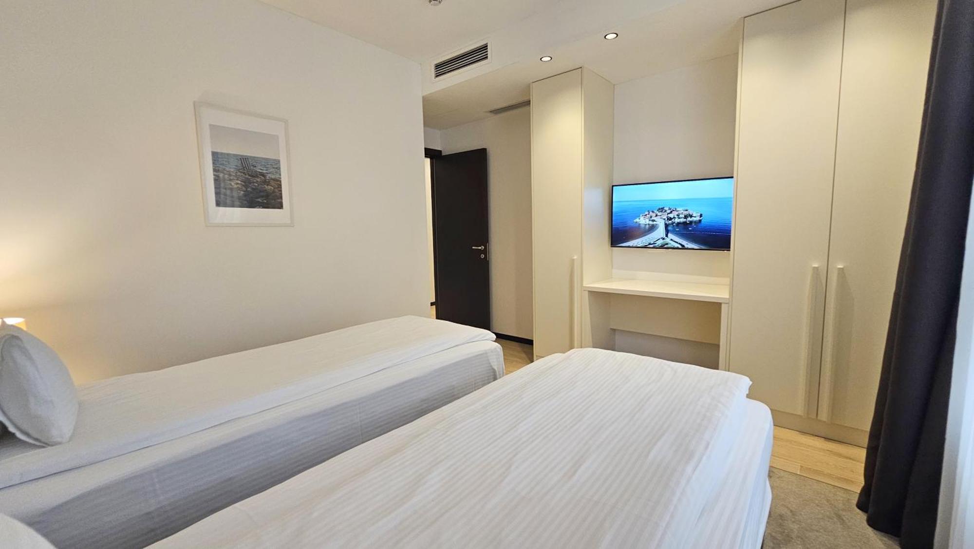 Maresia Boutique Suites Budva Exteriör bild