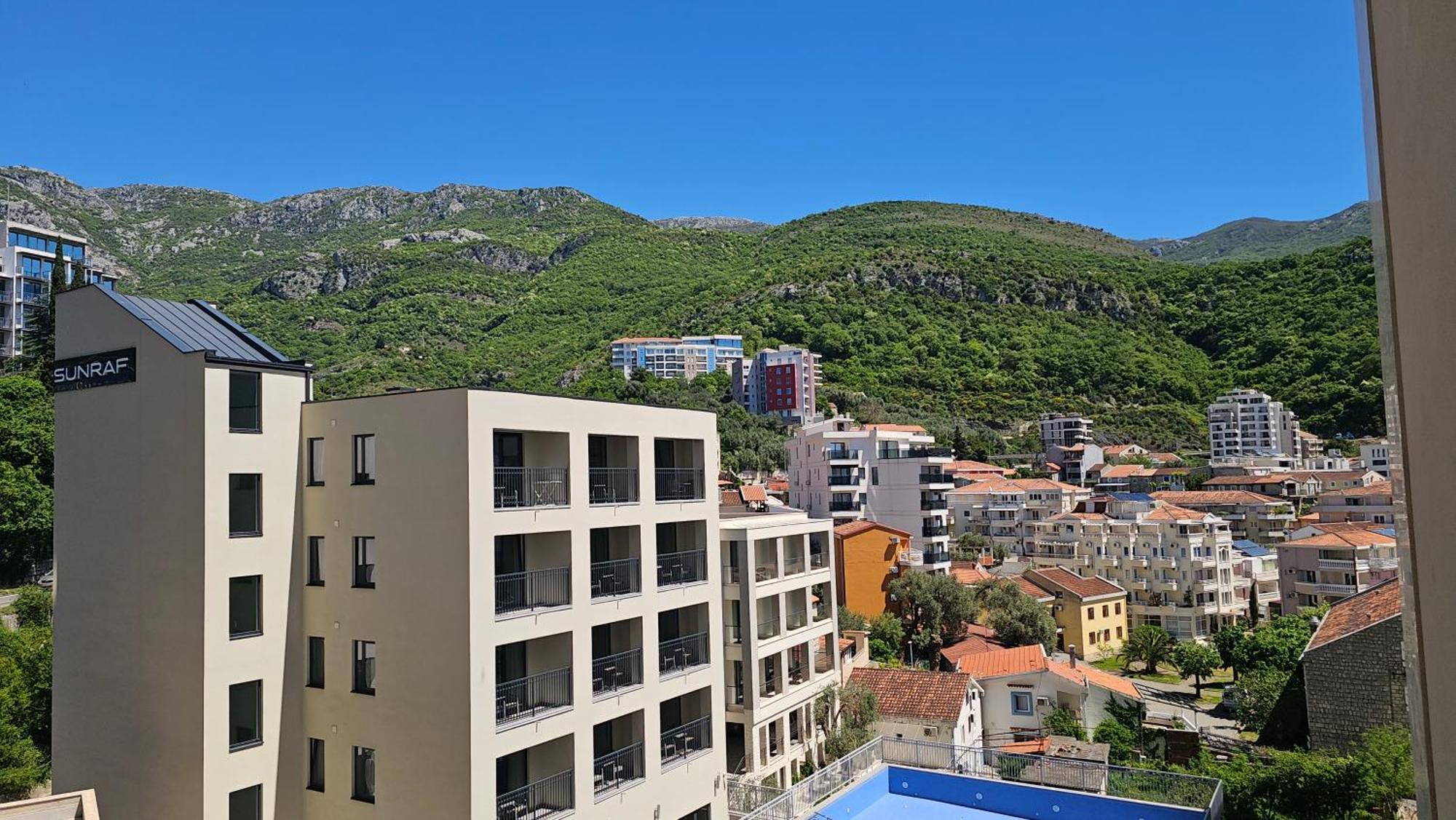 Maresia Boutique Suites Budva Exteriör bild