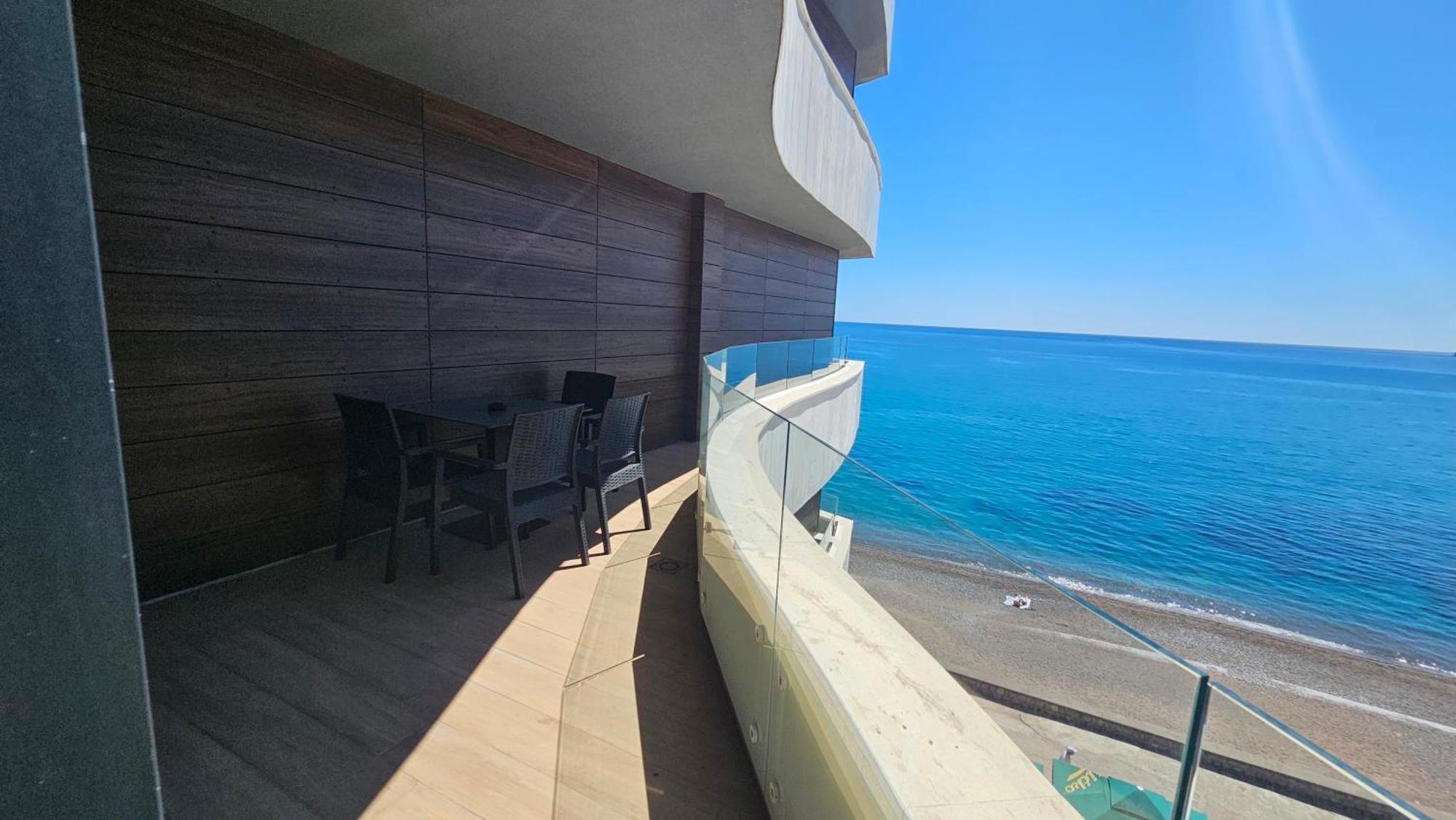 Maresia Boutique Suites Budva Exteriör bild