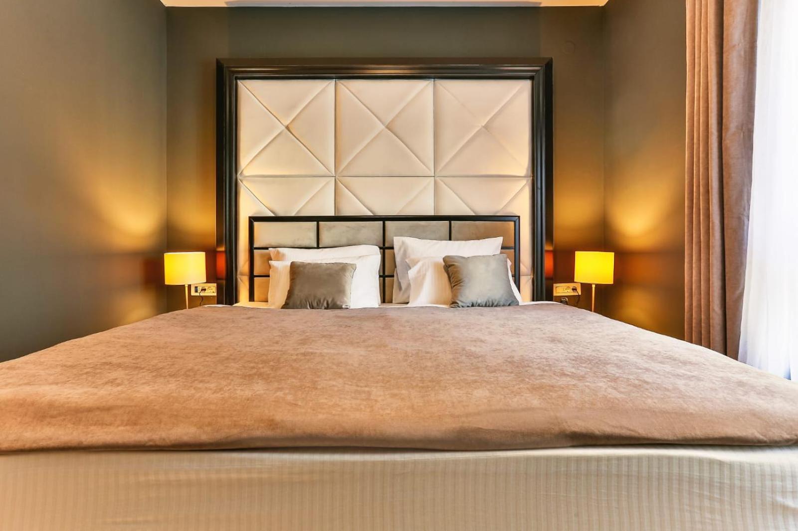 Maresia Boutique Suites Budva Exteriör bild