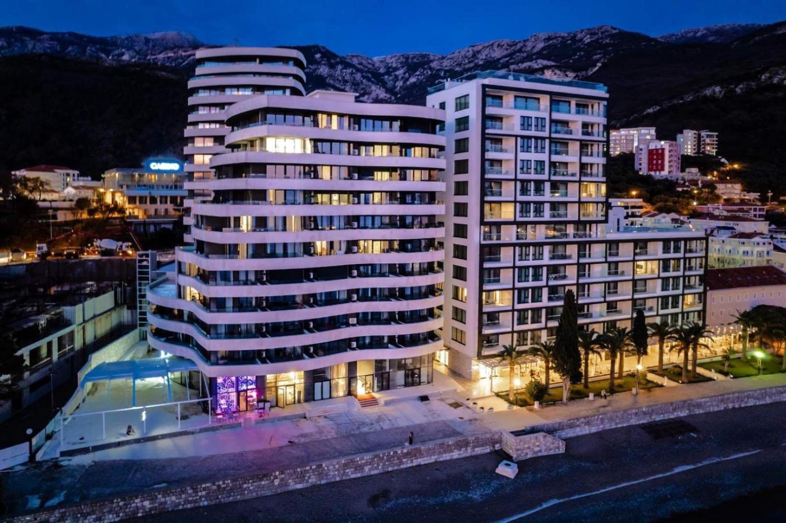 Maresia Boutique Suites Budva Exteriör bild
